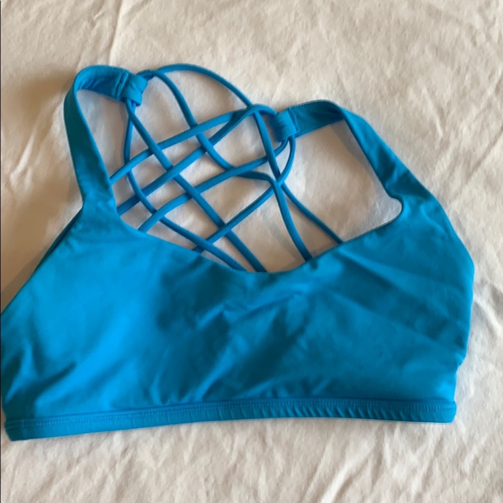 Lululemon sports bra